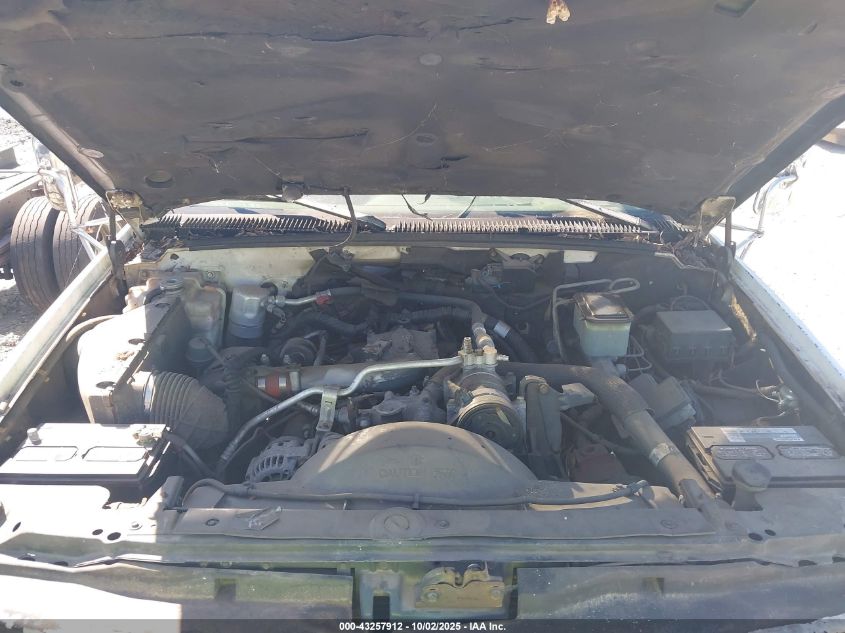 1996 GMC Sierra C3500 Heavy Duty VIN: 1GDKC34F8TJ518013 Lot: 43257912