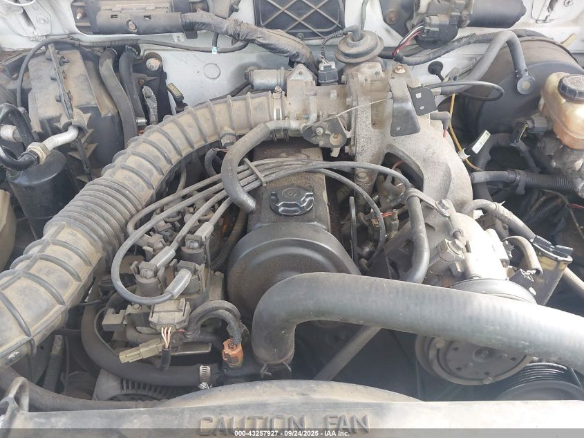 2000 Ford Ranger Xl/Xlt VIN: 1FTYR10C5YTB04860 Lot: 43257927