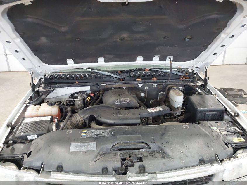 2004 Chevrolet Tahoe Lt VIN: 1GNEK13Z24J255692 Lot: 43258024