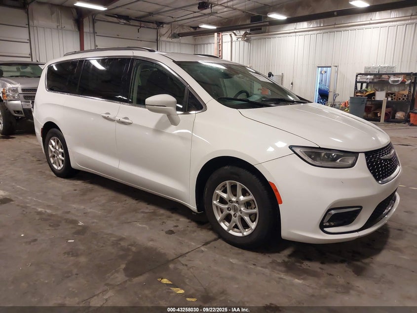 2022 CHRYSLER PACIFICA TOURING L - 2C4RC1BG3NR165567