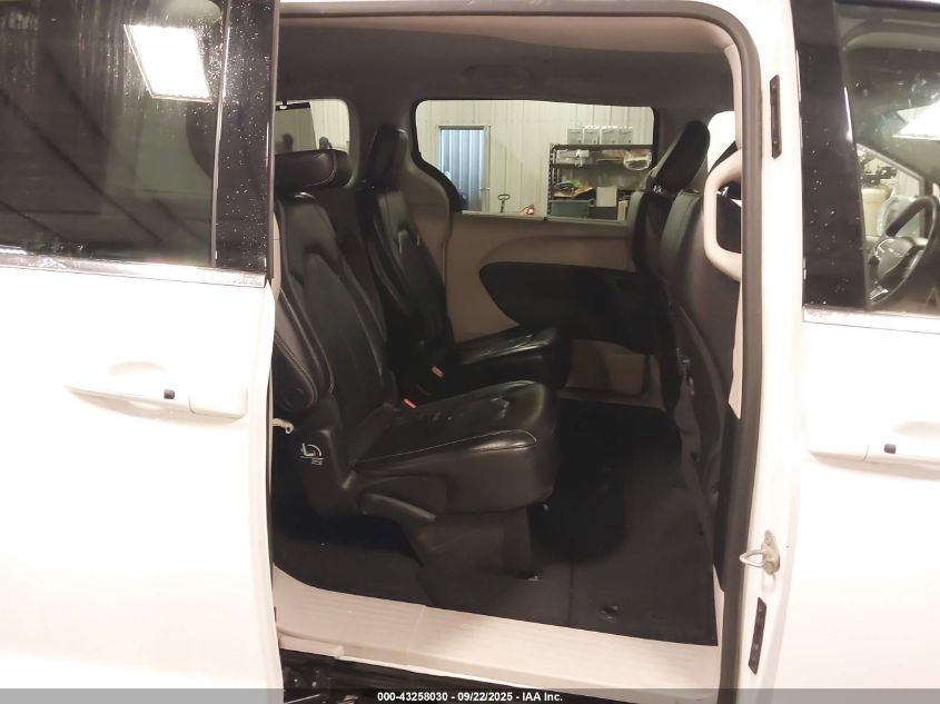 2022 Chrysler Pacifica Touring L VIN: 2C4RC1BG3NR165567 Lot: 43258030