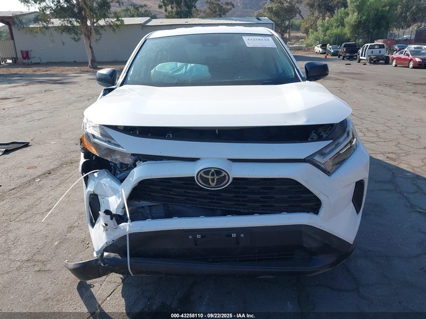 2024 TOYOTA RAV4 LE - 2T3F1RFV6RC472809