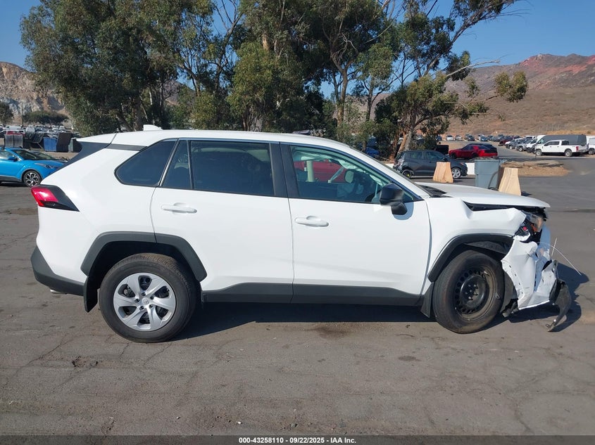 2024 TOYOTA RAV4 LE - 2T3F1RFV6RC472809