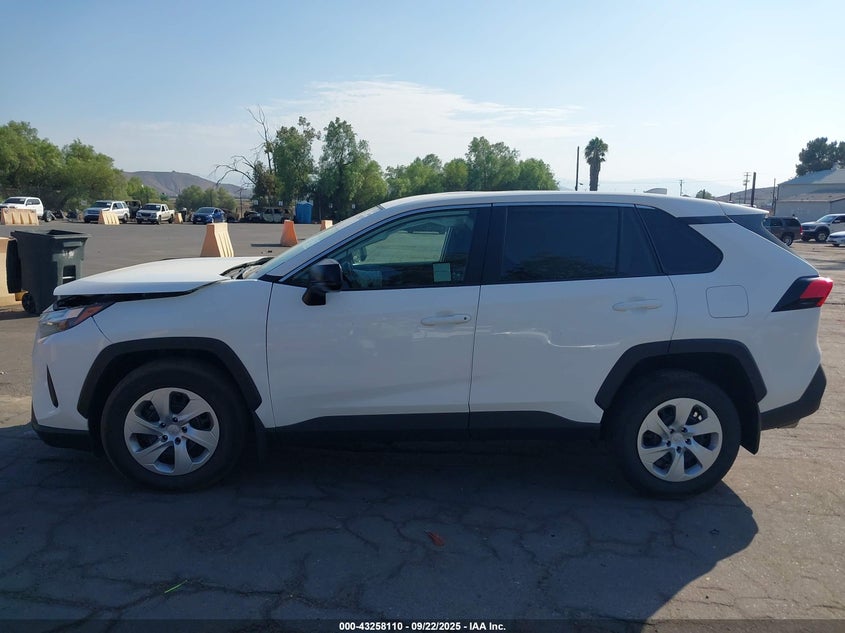 2024 TOYOTA RAV4 LE - 2T3F1RFV6RC472809