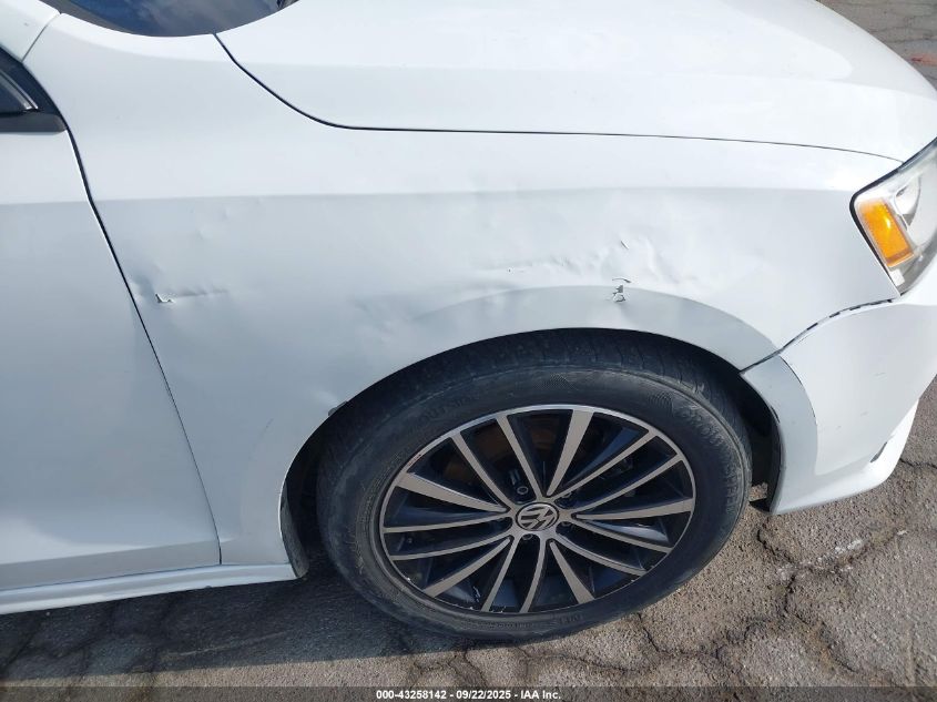 2016 Volkswagen Jetta 1.8T Sport VIN: 3VWB17AJ6GM416547 Lot: 43258142