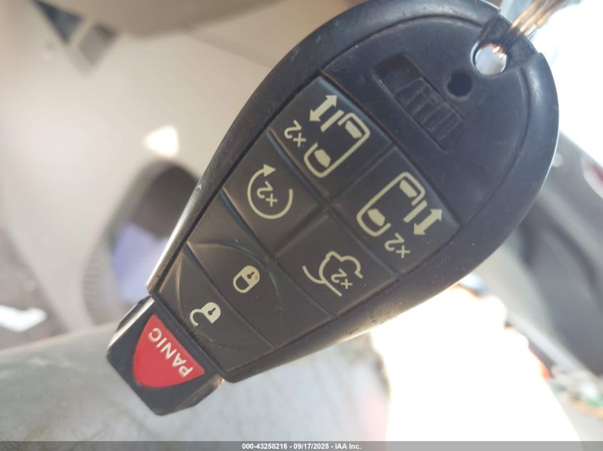 2012 Chrysler Town & Country Limited VIN: 2C4RC1GG3CR273628 Lot: 43258216