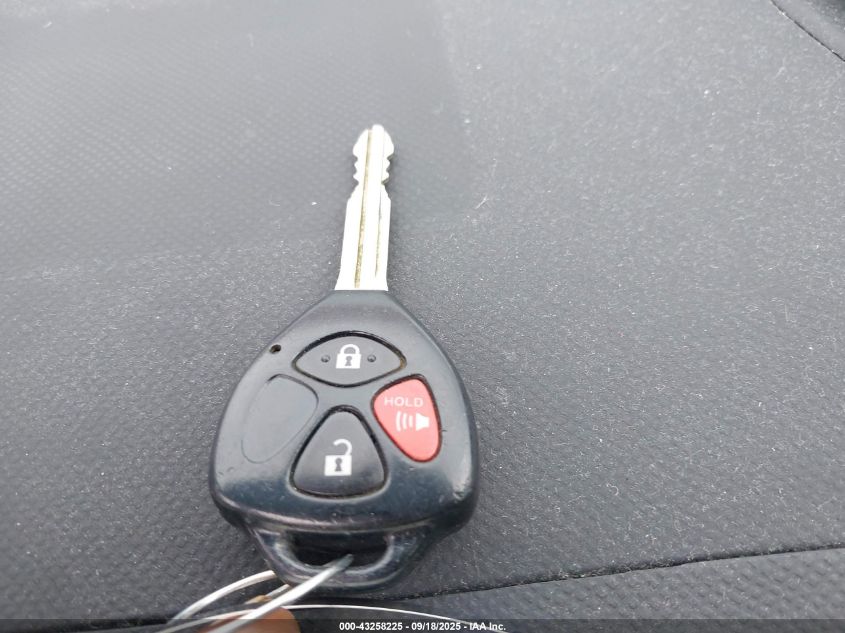 2010 Toyota Yaris VIN: JTDJT4K34A5323840 Lot: 43258225