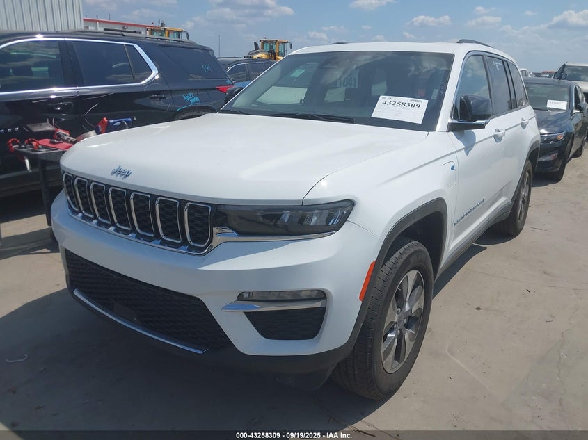 2023 JEEP GRAND CHEROKEE 4XE 1C4RJYB65PC623711