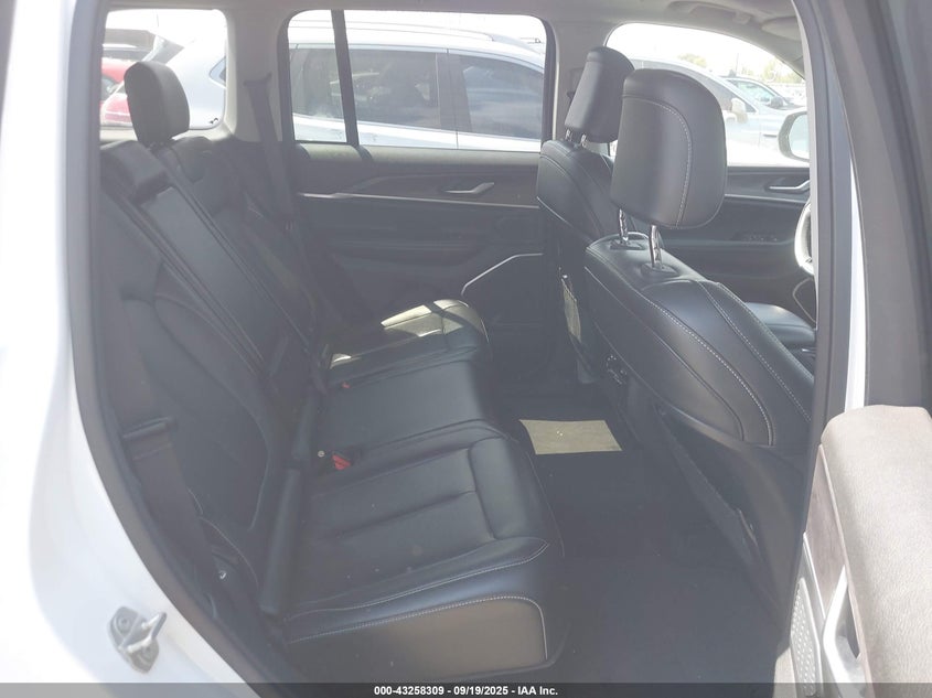 2023 JEEP GRAND CHEROKEE 4XE 1C4RJYB65PC623711