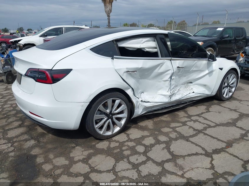 5YJ3E1EA6LF661835 2020 TESLA MODEL 3 photo no. 4