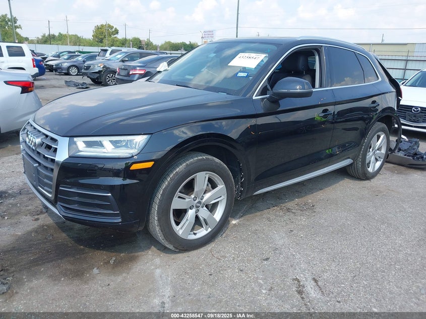 WA1BNAFY2J2055725 2018 AUDI Q5 photo no. 2