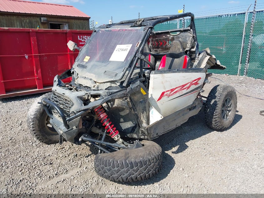 3NSNEE997RF040983 2024 POLARIS RZR photo no. 2