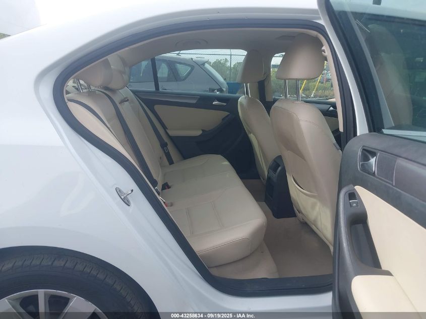 2015 Volkswagen Jetta 2.0L Tdi Se VIN: 3VW3A7AJ5FM419149 Lot: 43258634