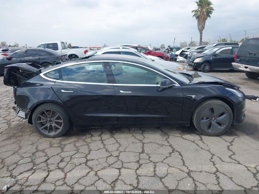 2018 Tesla Model 3 VIN: 5YJ3E1EA4JF070268 Lot: 43258641