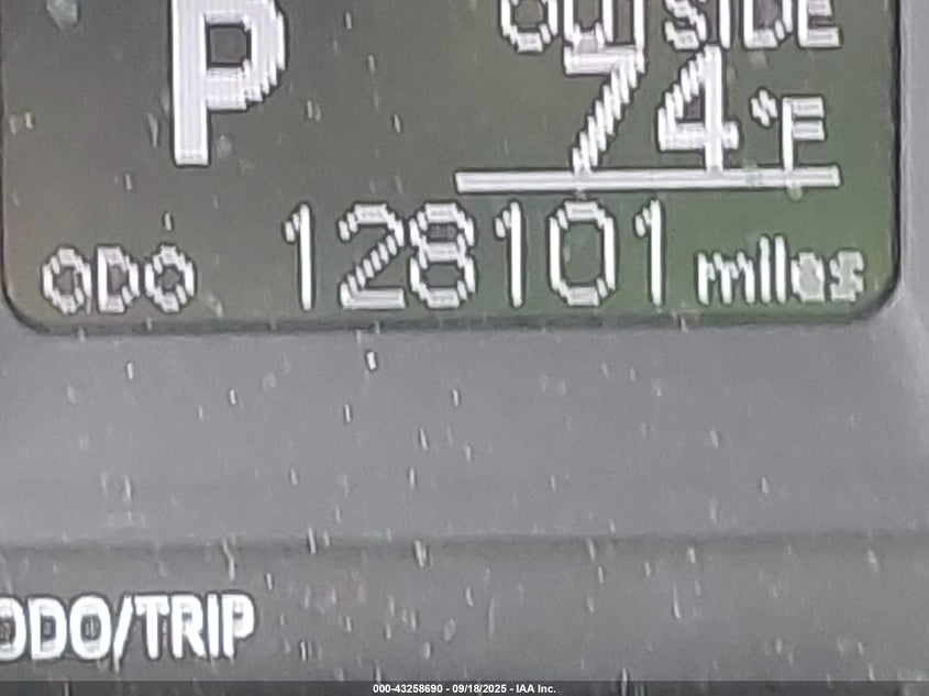 2018 TOYOTA COROLLA LE - 5YFBURHEXJP837458