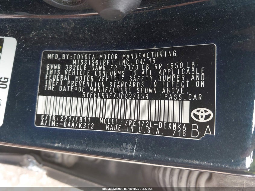 2018 TOYOTA COROLLA LE - 5YFBURHEXJP837458