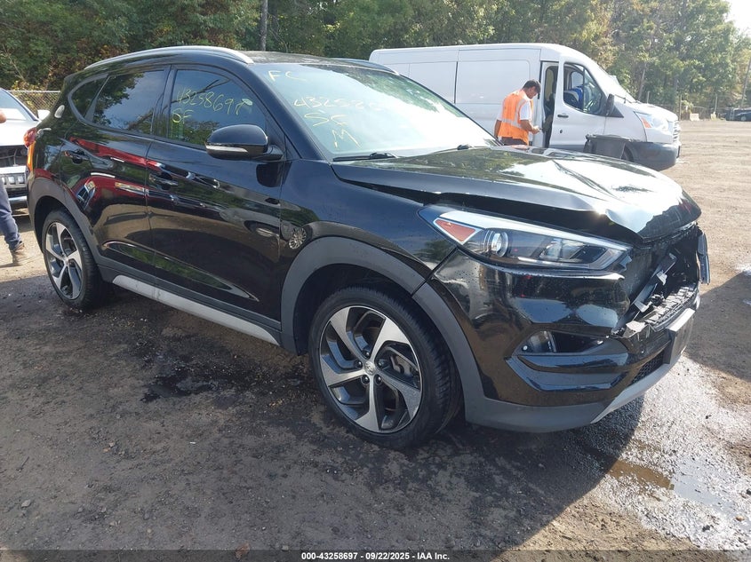 HYUNDAI TUCSON SPORT
