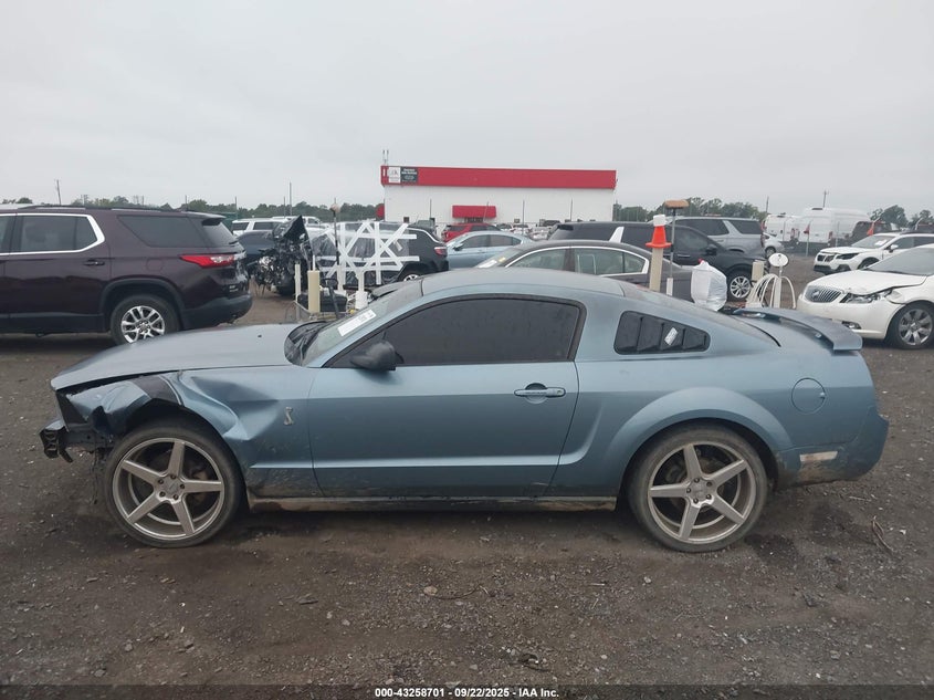2005 Ford Mustang VIN: 1ZVFT80N055108069 Lot: 43258701