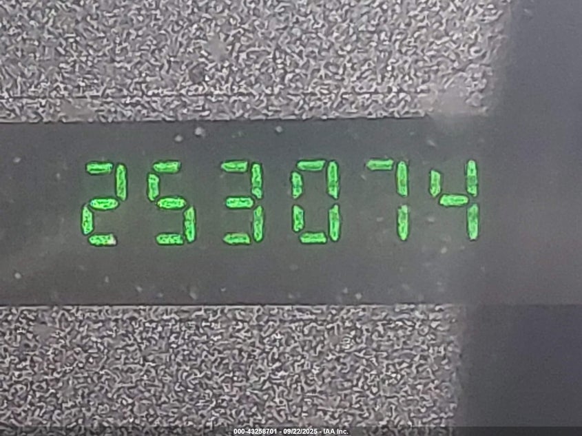 2005 Ford Mustang VIN: 1ZVFT80N055108069 Lot: 43258701