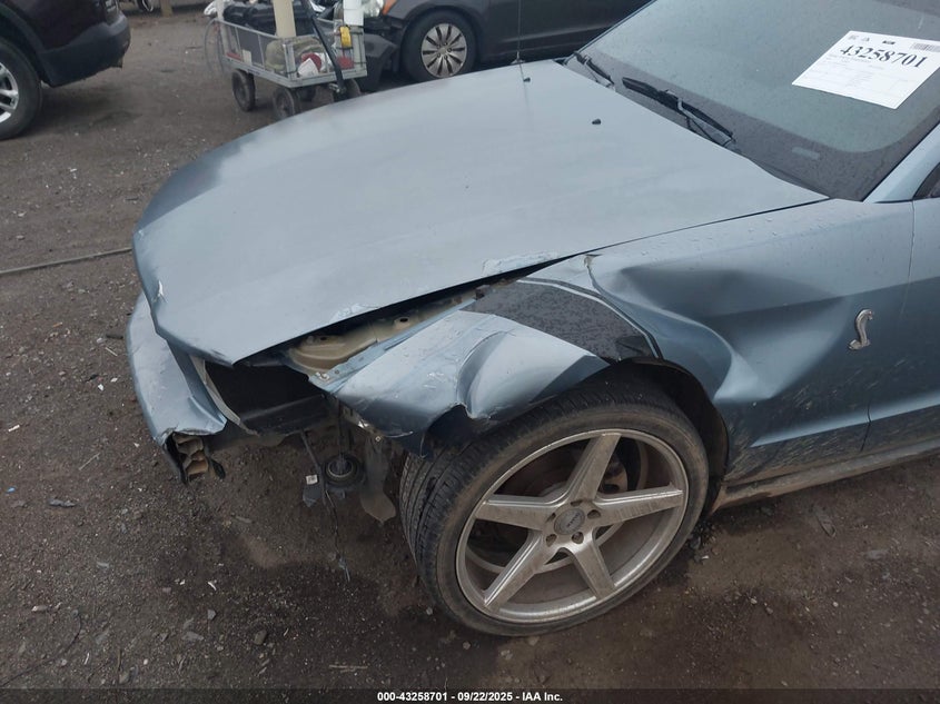 2005 Ford Mustang VIN: 1ZVFT80N055108069 Lot: 43258701