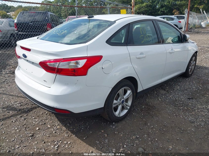 2014 FORD FOCUS SE - 1FADP3F22EL370207