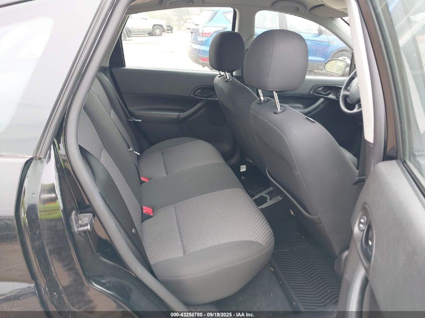 2007 Ford Focus S/Se/Ses VIN: 1FAHP37N67W220886 Lot: 43258780