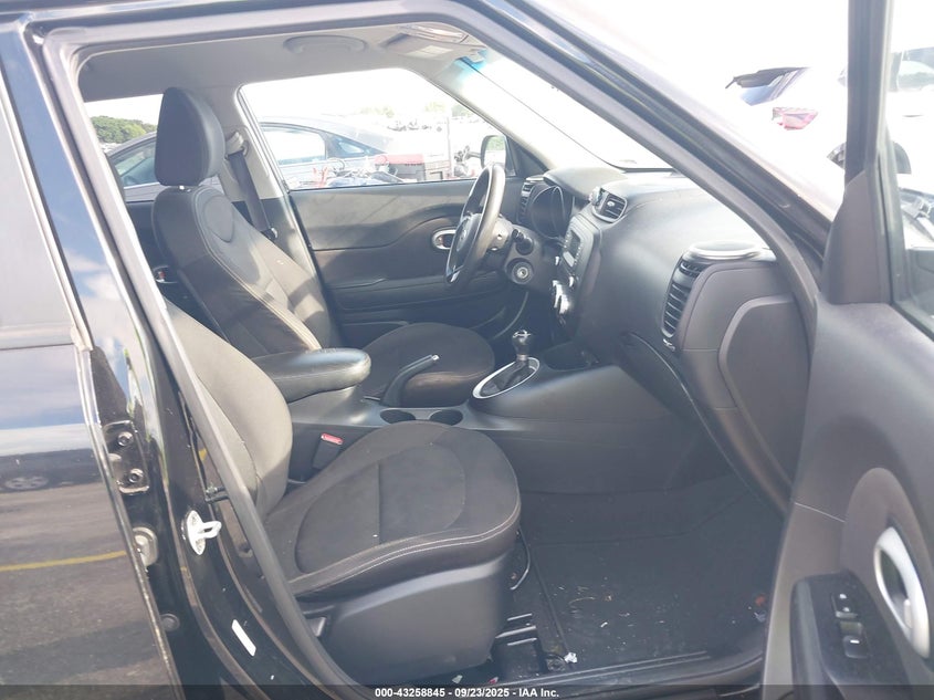 2016 KIA SOUL - KNDJN2A2XG7851371