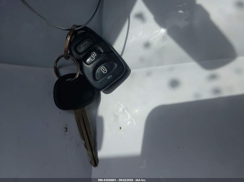 2008 Kia Sorento Lx VIN: KNDJD735X85766616 Lot: 43258881