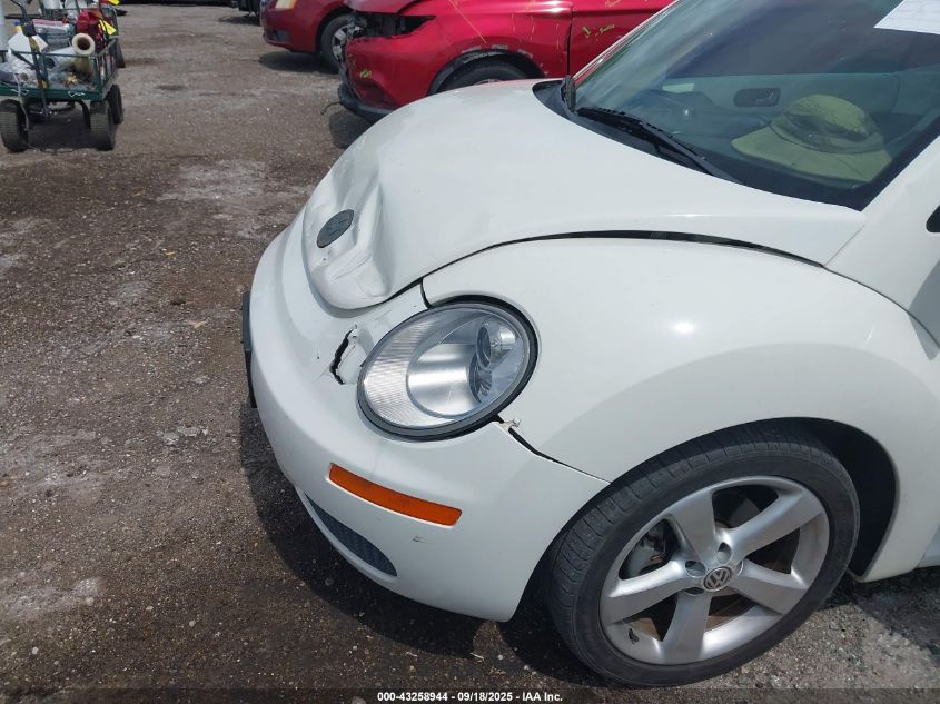 2007 Volkswagen New Beetle Triple White VIN: 3VWFF31Y77M423385 Lot: 43258944