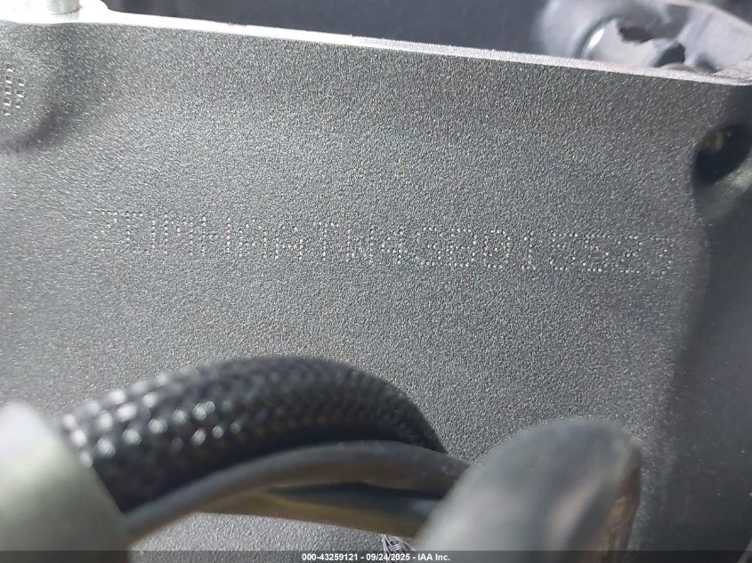 2025 Ducati Panigale V2 VIN: ZDMHAATW4SB015523 Lot: 43259121