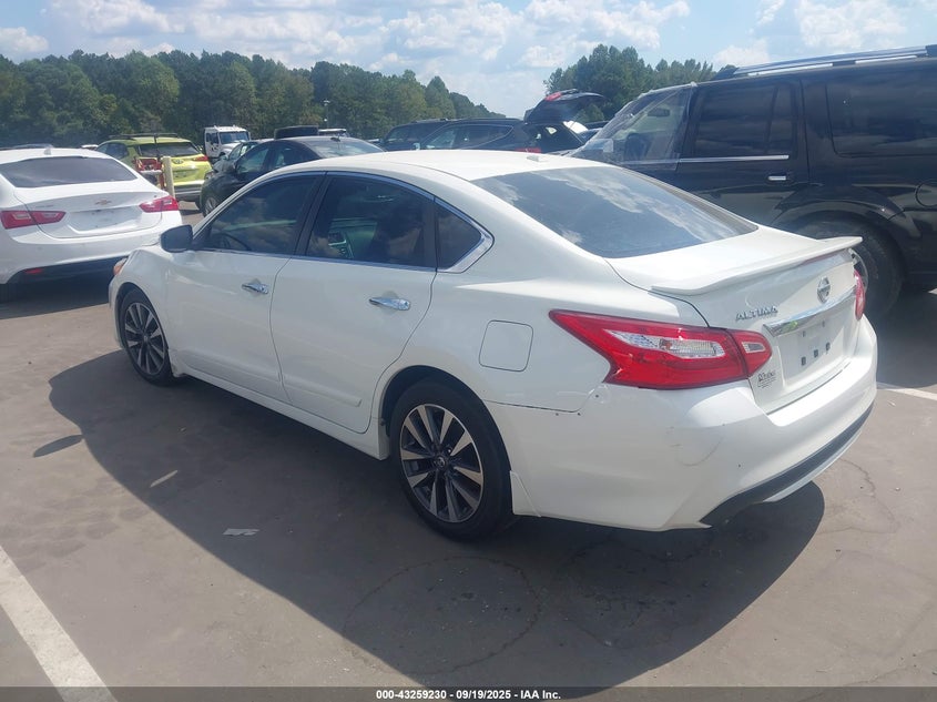 2017 NISSAN ALTIMA auction photo 3