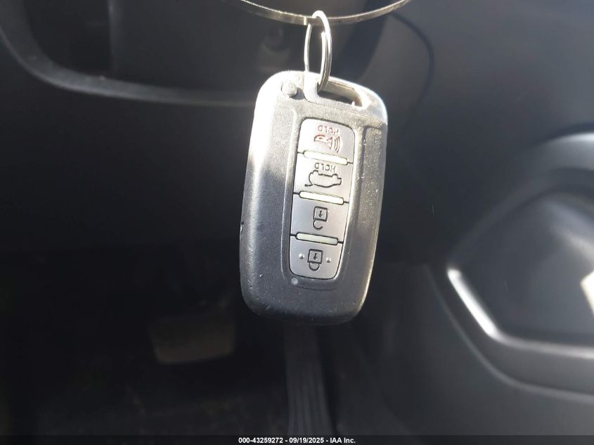 2017 Hyundai Veloster Value Edition VIN: KMHTC6AD6HU319430 Lot: 43259272