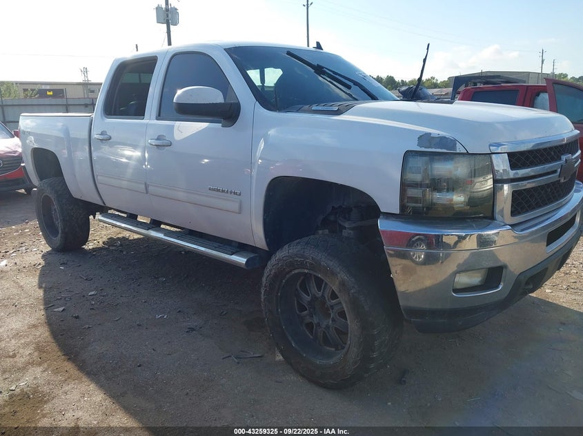CHEVROLET SILVERADO 2500 LTZ