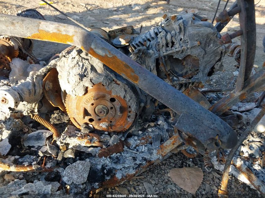 2004 Polaris All Terrain Pickup 330 VIN: 4XAJD32A442185784 Lot: 43259440