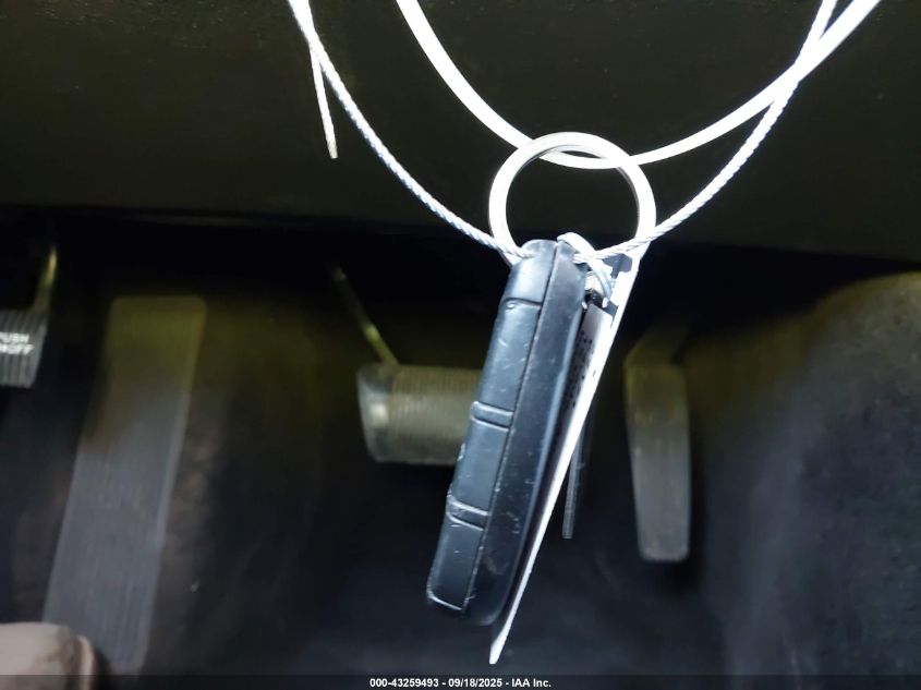 2015 Chrysler 300C VIN: 2C3CCAEG9FH837760 Lot: 43259493