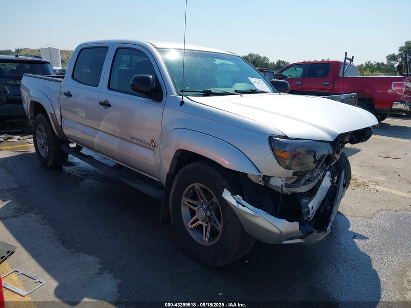 TOYOTA TACOMA BASE V6