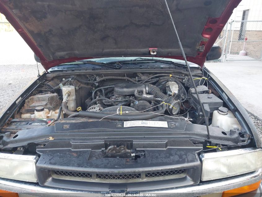 2001 Chevrolet Blazer Ls VIN: 1GNCS18W01K236473 Lot: 43259524