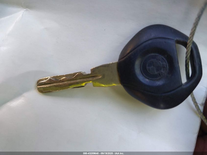 2000 BMW Z3 2.8 VIN: 4USCH3341YLF70912 Lot: 43259648