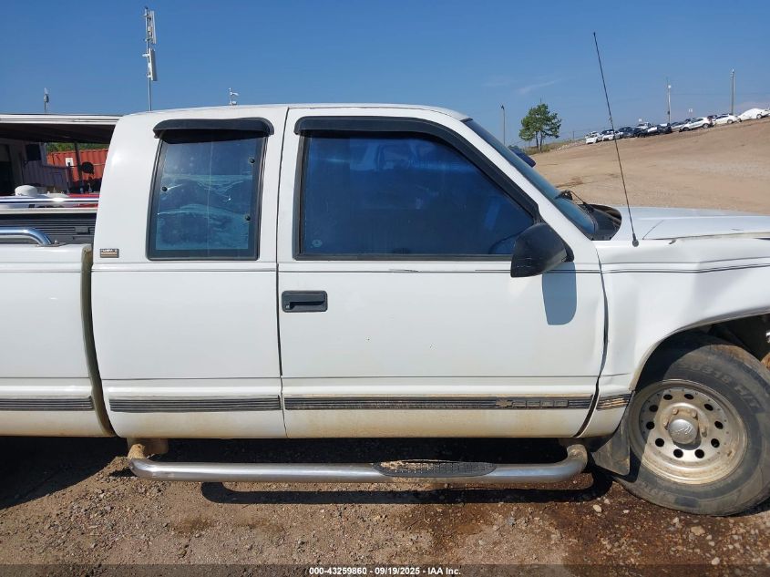 1995 Chevrolet Gmt-400 C2500 VIN: 2GCFC29K4S1221139 Lot: 43259860