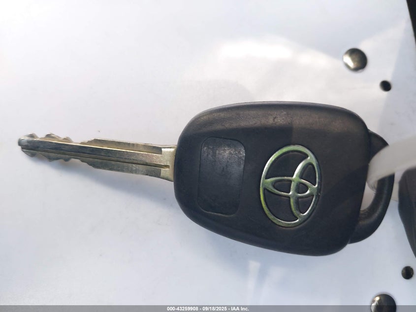 2015 Toyota Corolla L/Le/Le Pls/Prm/S/S Pls VIN: 5YFBURHEXFP210069 Lot: 43259908