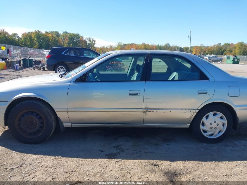 2001 Toyota Camry Le VIN: 4T1BG22K61U822323 Lot: 43259956