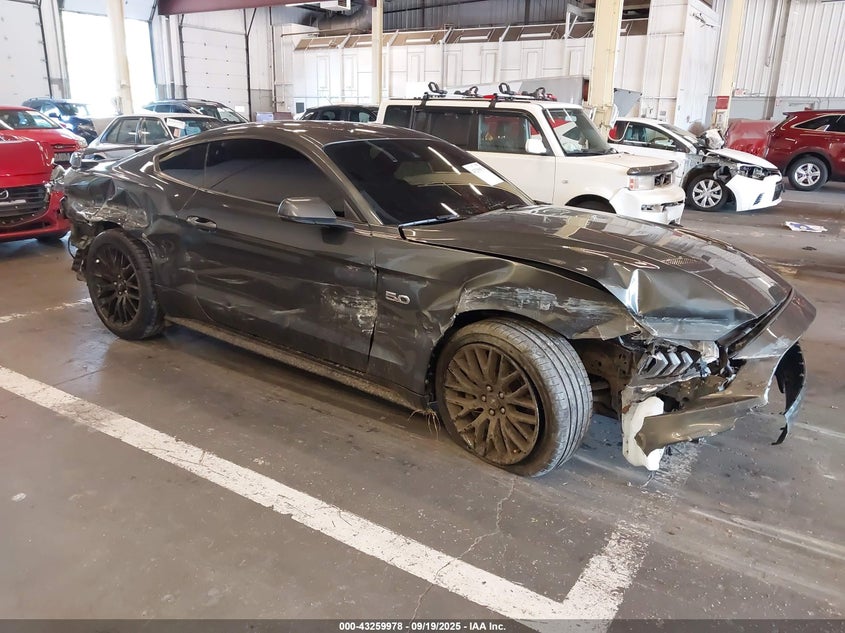 FORD MUSTANG GT PREMIUM