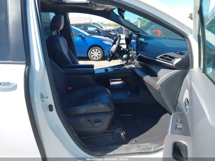 5TDDRKEC3MS005931 2021 TOYOTA SIENNA photo no. 5