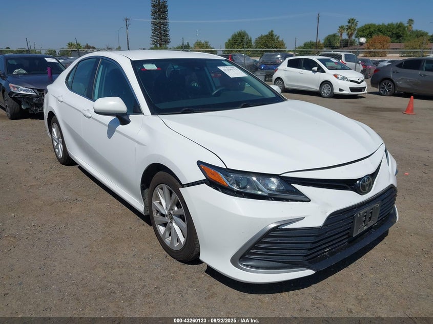 2021 Toyota Camry Le