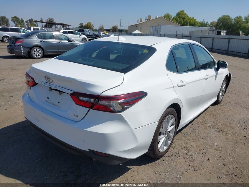 2021 Toyota Camry Le
