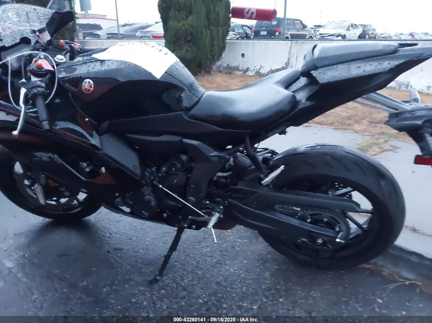 2025 Yamaha Yzfr7 VIN: JYARM38Y9SA003897 Lot: 43260141