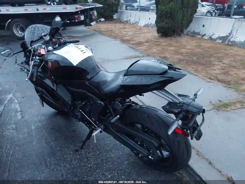 JYARM38Y9SA003897 2025 YAMAHA YZF photo no. 3