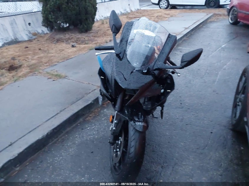 JYARM38Y9SA003897 2025 YAMAHA YZF photo no. 5