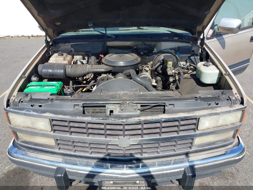 1989 Chevrolet Gmt-400 K2500 VIN: 1GCFK24K9KE242271 Lot: 43260154