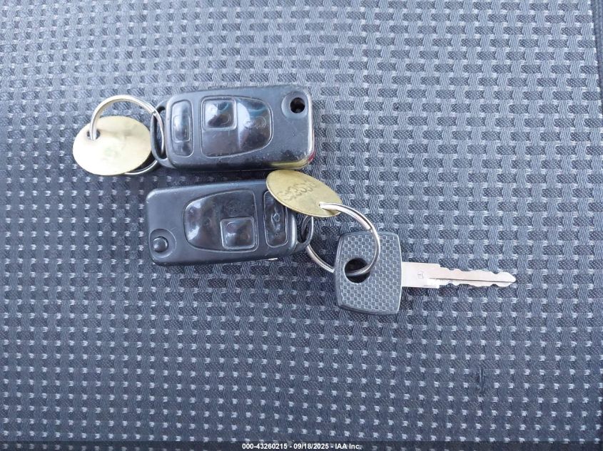 2011 Mercedes-Benz Sprinter 2500 High Roof VIN: WD3PE8CB3B5572157 Lot: 43260215